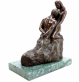 bronzov� socha Idole �ternelle na mramorov�m podstavci 28 - pohled 3 - www.colormarket.cz