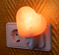 soln� no�n� lampi�ka do z�suvky Srdce 4